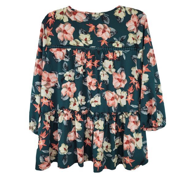 Chelsea & Theodore Size Medium Green Floral V Neck Tie 3/4 Sleeve Ruffled Blouse - Picture 2 of 3